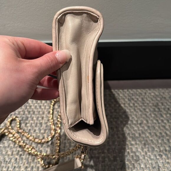 Tory Burch -Authentic Fleming Small Convertible Shoulder Bag Light Taupe - Picture 6 of 17